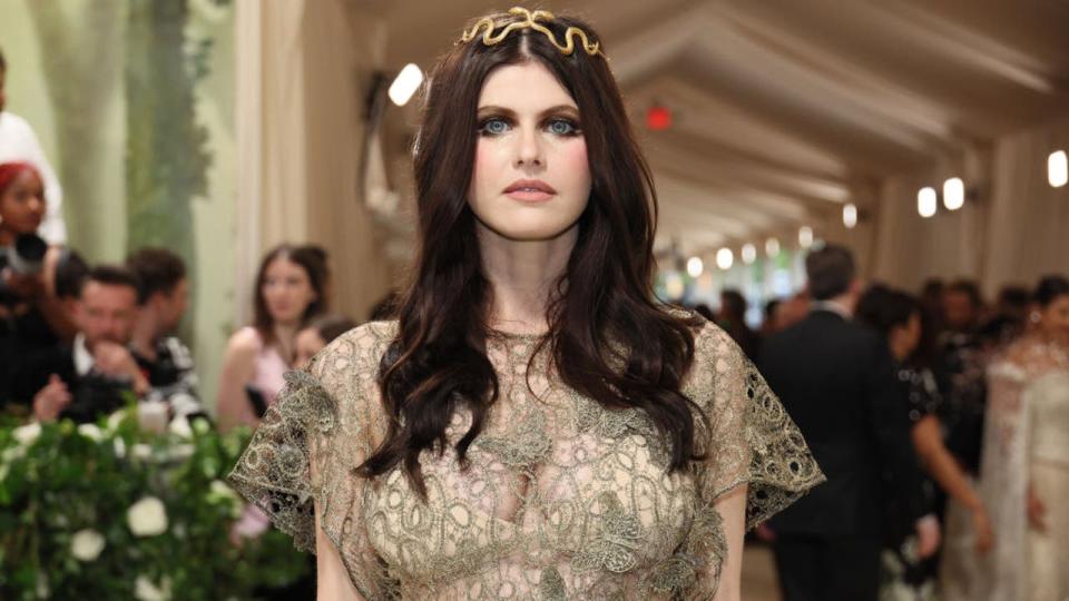 <div>NEW YORK, NEW YORK - MAY 06: Alexandra Daddario attends The 2024 Met Gala Celebrating "Sleeping Beauties: Reawakening Fashion" at The Metropolitan Museum of Art on May 06, 2024 in New York City. (Photo by Dia Dipasupil/Getty Images)</div>