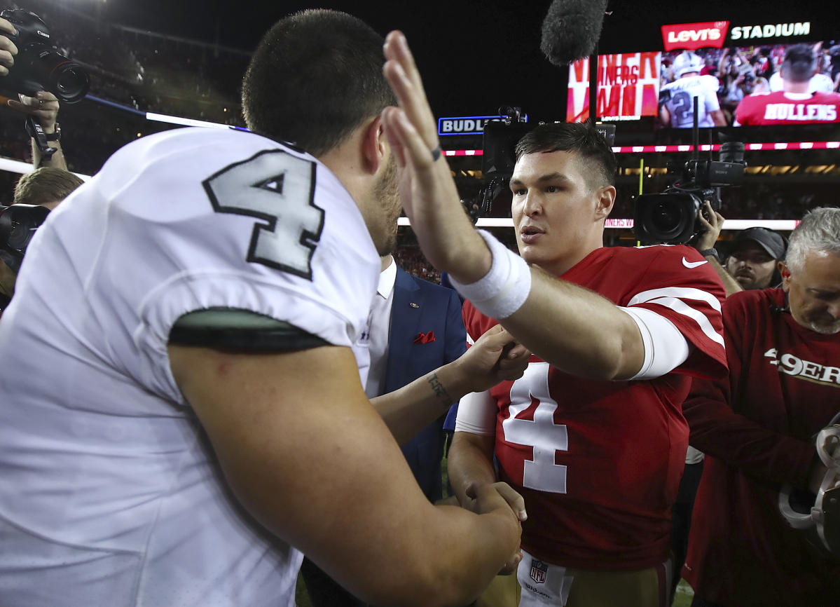 San Francisco 49ers - Kyle Shanahan has informed Nick Mullens that he will  start Monday Night Football vs. the New York Giants. #NickAtNite