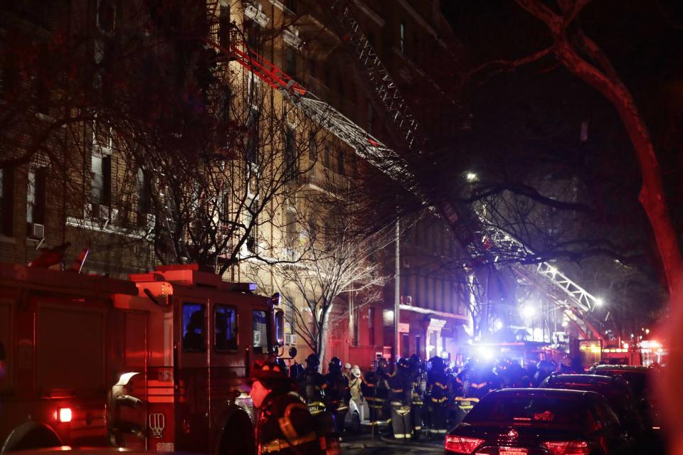 Apartment building fire in Bronx, N.Y., is deadliest in decades