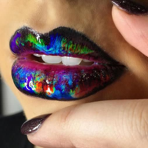 All it takes is one swipe of the gloss and your boring lipstick is transformed. Photo: Instagram/sigmabeautymoa