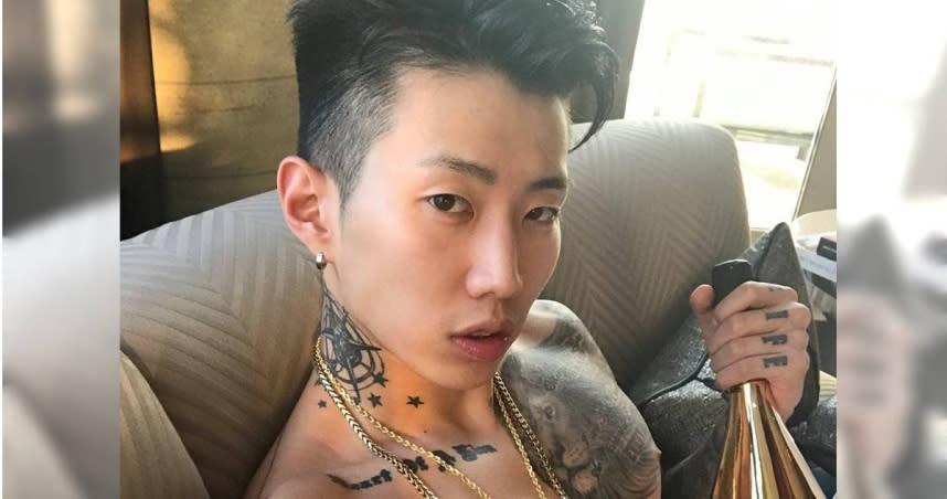 朴載範直播與高中生粉絲連線。（圖／翻攝自박재범 Jay Park (AOM)臉書）