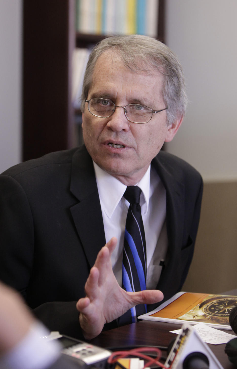 Legislative Analyst Mac Taylor discusses the state's fiscal outlook during a news conference in Sacramento, Calif., Wednesday, Nov. 14, 2012. Taylor projected a much smaller deficit of $1.9 billion through the end of 20123 fiscal year in July 2013, as compared with the $15.7 billion deficit lawmakers faced earlier this year.(AP Photo/Rich Pedroncelli)