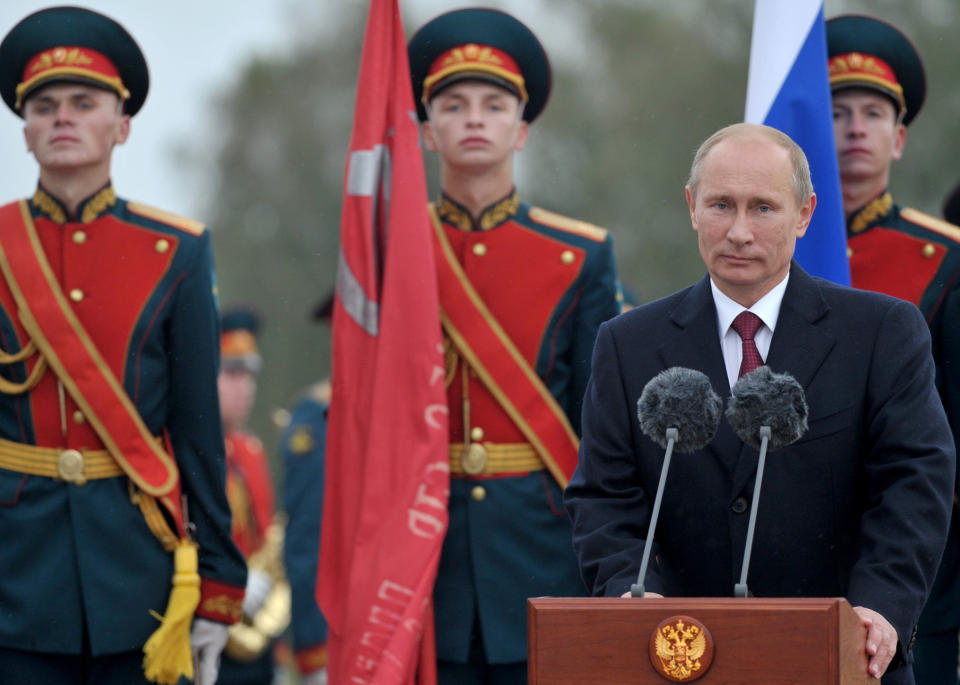 Russia's President Vladimir Putin attends a ceremony of staged battle re-enactment to mark the 200th anniversary of the battle of Borodino, in Borodino, about 110 km (70 miles) west of Moscow, Sunday, Sept. 2, 2012. Russia marks on Sunday the 200th anniversary of the Battle of Borodino which in 1812 was the largest and bloodiest single-day action of the French invasion of Russia. (AP Photo/RIA-Novosti, Alexei Nikolsky, Presidential Press Service)