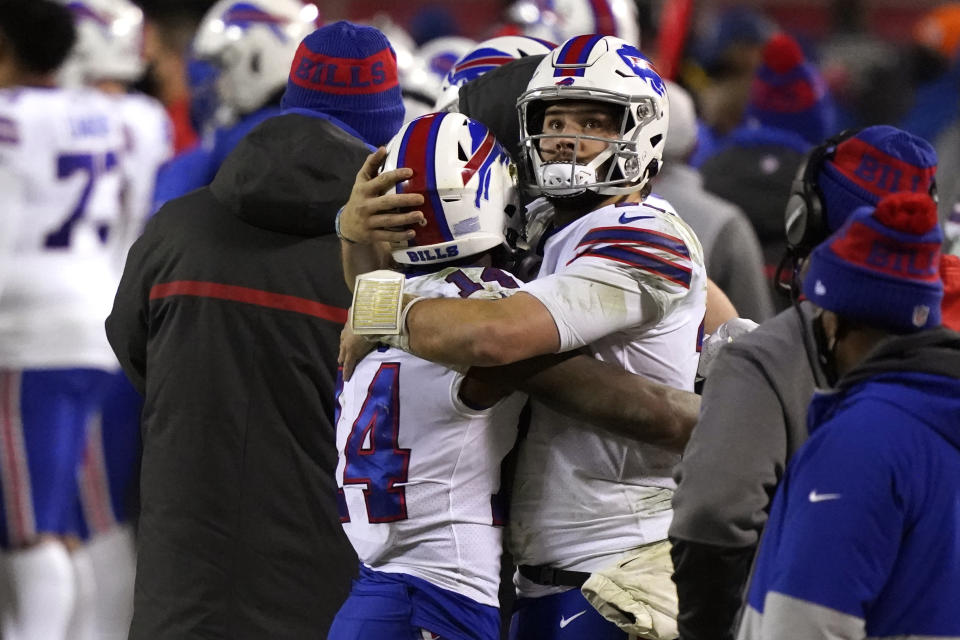 Josh Allen (right), Stefon Diggs and the Buffalo Bills have every reason to be confident they can not only return to the AFC championship game next season but get over the Chiefs hump. (AP Photo/Jeff Roberson)