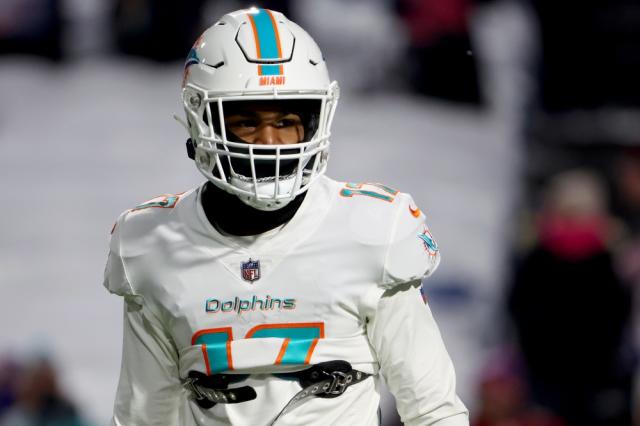 Miami Dolphins linebacker Bradley Chubb (2) runs during an NFL football  game against the San Francisco 49ers, Sunday, Dec.4, 2022, in Santa Clara,  Calif. (AP Photo/Scot Tucker Stock Photo - Alamy