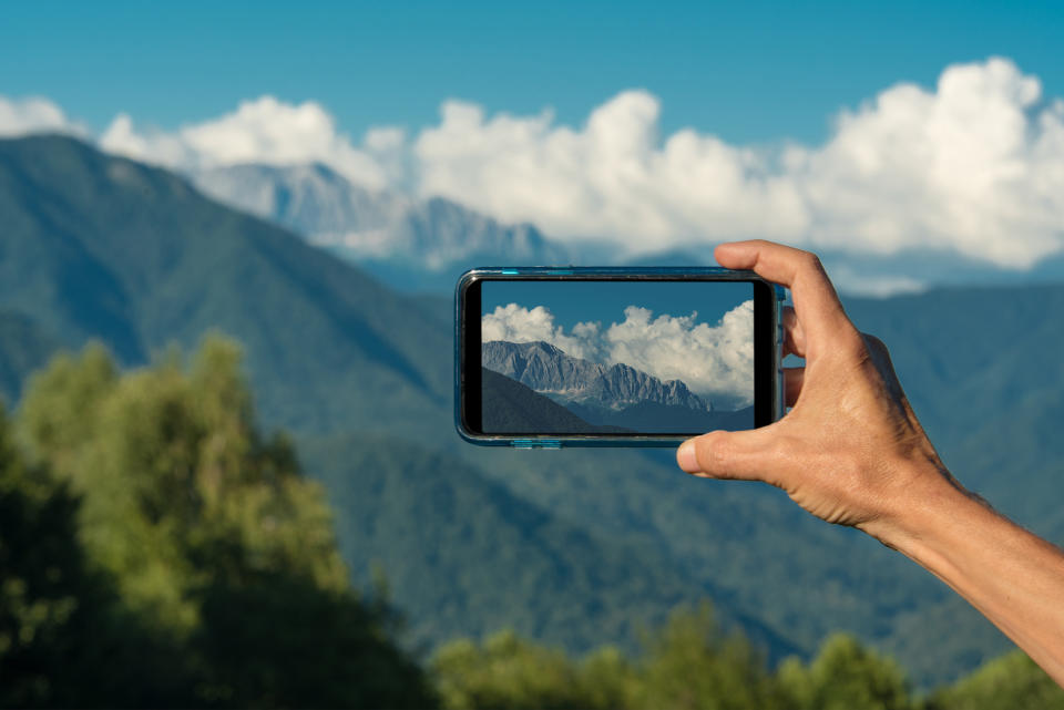 Gestresst? Hintergrundbilder von Landschaften sind eine gute Möglichkeit, sich in der Hektik des Alltages kurz zu entspannen. (Bild: Getty Images/Siyatsky)