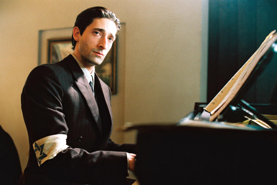 THE PIANIST, (aka LE PIANISTE), Adrien Brody, 2002. ©Focus Features/courtesy Everett Collection