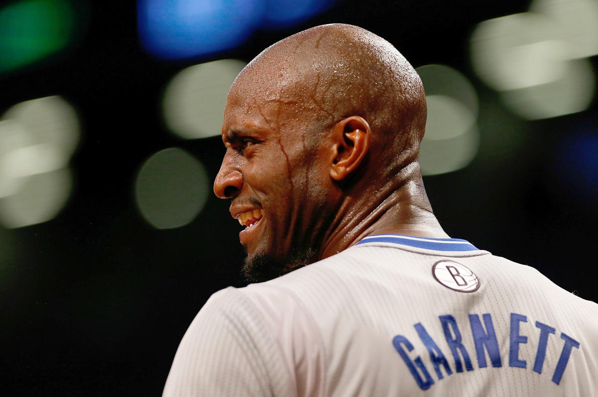 NBA Buzz - BREAKING: Kevin Garnett's No. 5 jersey will be retired