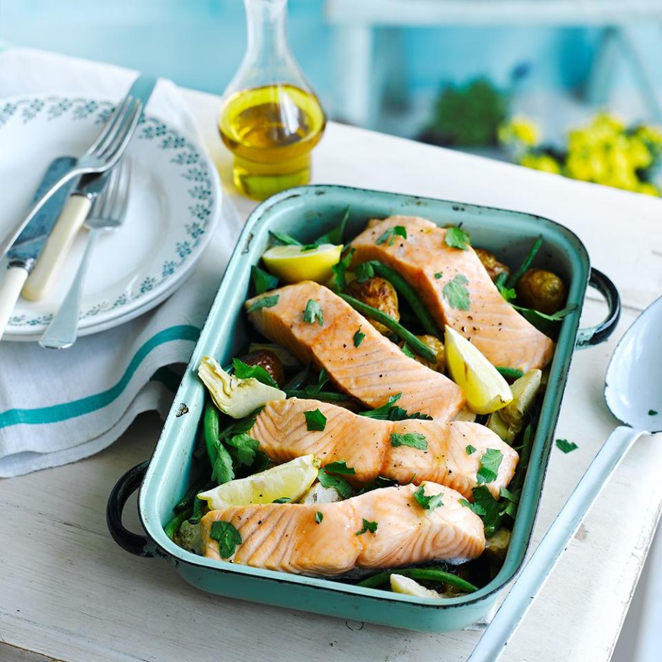 Salmon tray bake - best traybake recipes 2022