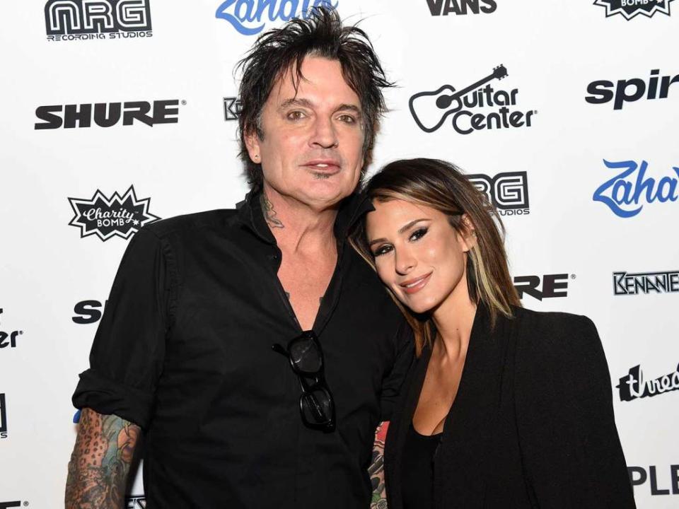 Tommy Lee Marries Brittany Furlan In Valentines Day Ceremony
