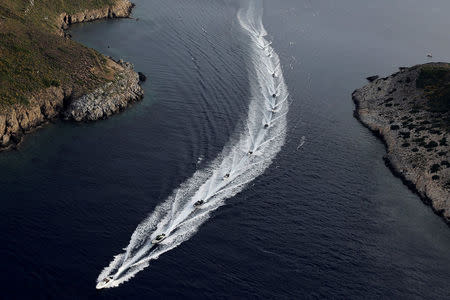 Doctors of the Aegean Team depart for the island of Donousa from the island of Fournoi, Greece May 13, 2017. REUTERS/Alkis Konstantinidis