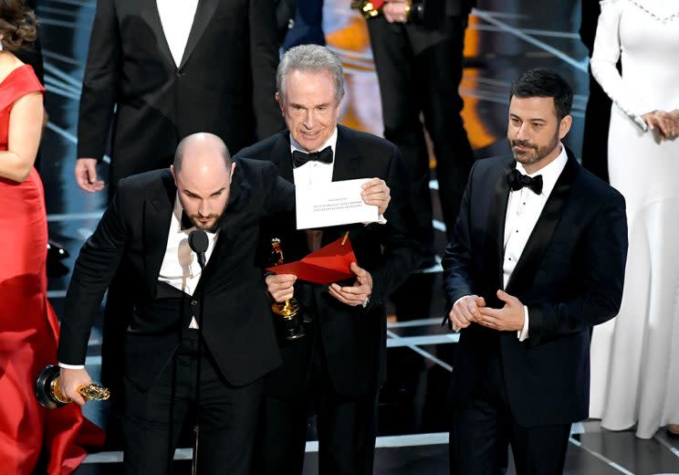 Warren Beatty’s oops moment made the audience gasp. (Photo: Kevin Winter/Getty Images)