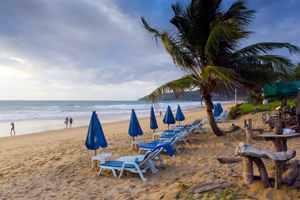 british-tourist-died-heart-attack-beach-thailand