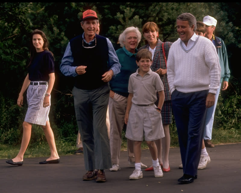 George H.W. Bush, Brian Mulroney’s friendship in photos