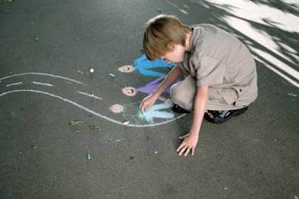 Become a sidewalk artist