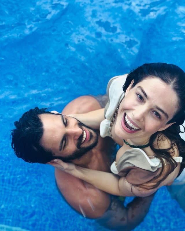 serkan-ozge-piscina-ig-ozgecangurelofficial