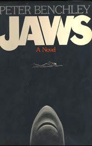 The original 1974 jacket of Jaws