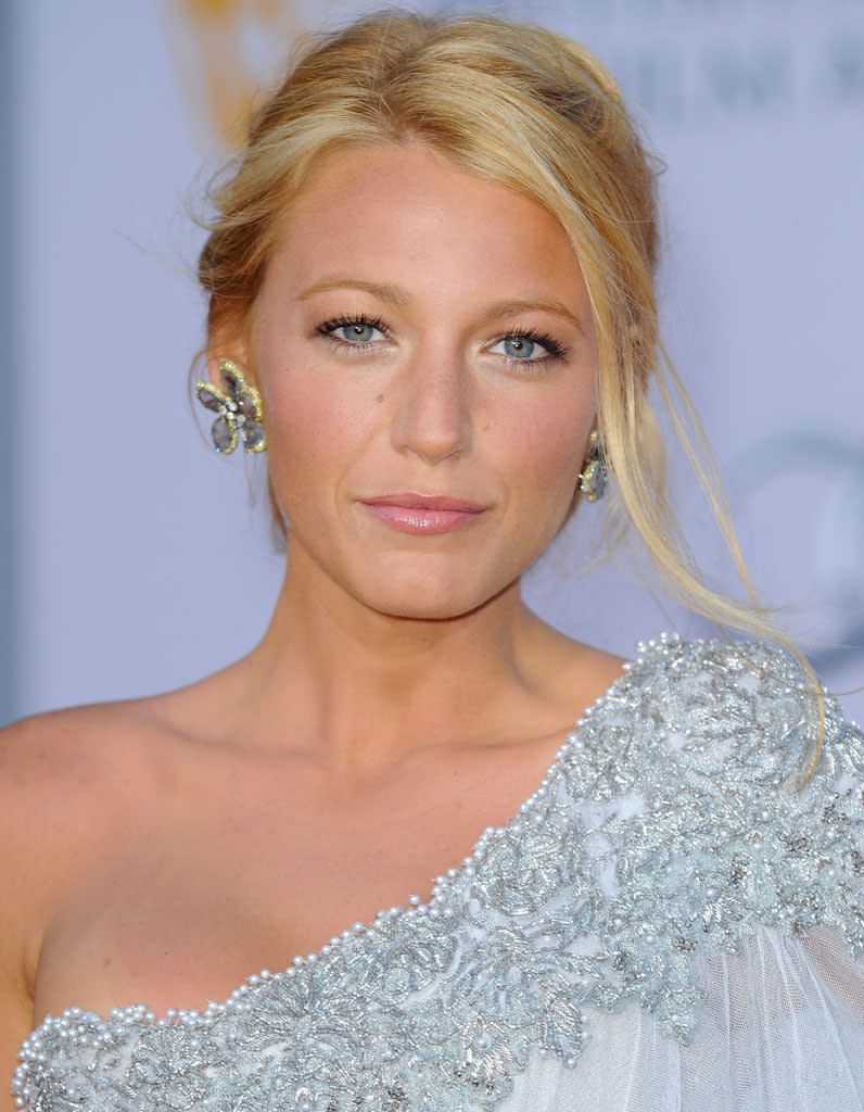 Le maquillage doux de Blake Lively aux BAFTA en 2011