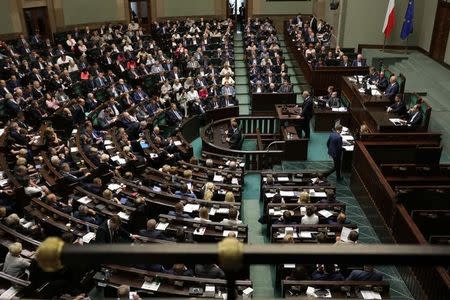 General view of the Polish parliament before the voting on the bill that calls for an overhaul of the Supreme Court, in Warsaw, Poland, July 20, 2017. Agencja Gazeta/Slawomir Kaminski/via REUTERS