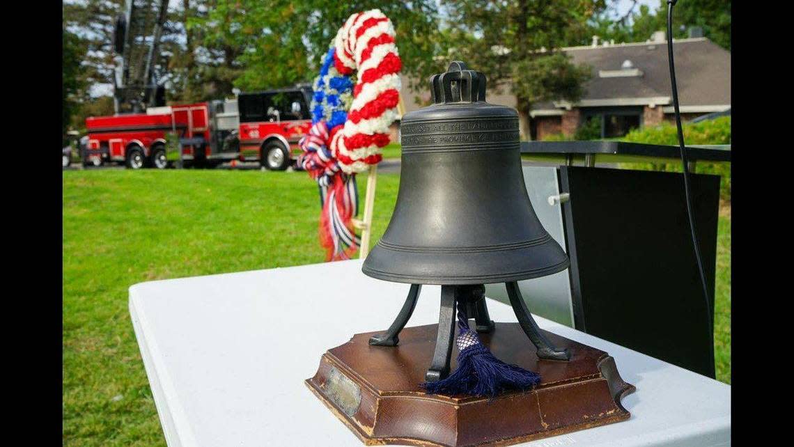 Local law enforcement, first responders and members of the community gather to remember those who lost their lives in the Sept. 11, 2001 terrorist attacks, during a ceremony in Atwater, Calif., on Sunday, Sept. 11, 2022. Image courtesy of Atwater Police Department.