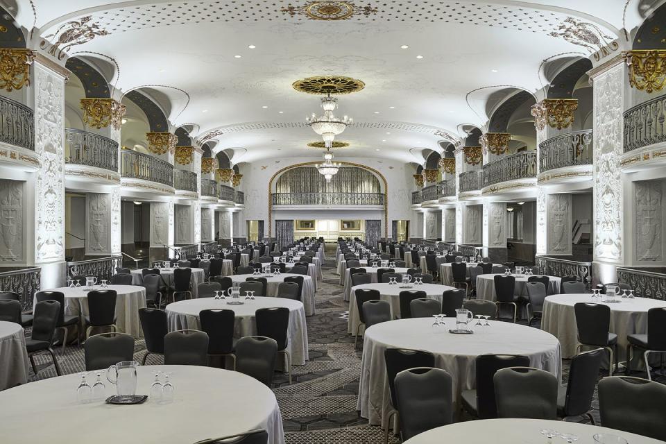 9) The Mayflower Hotel