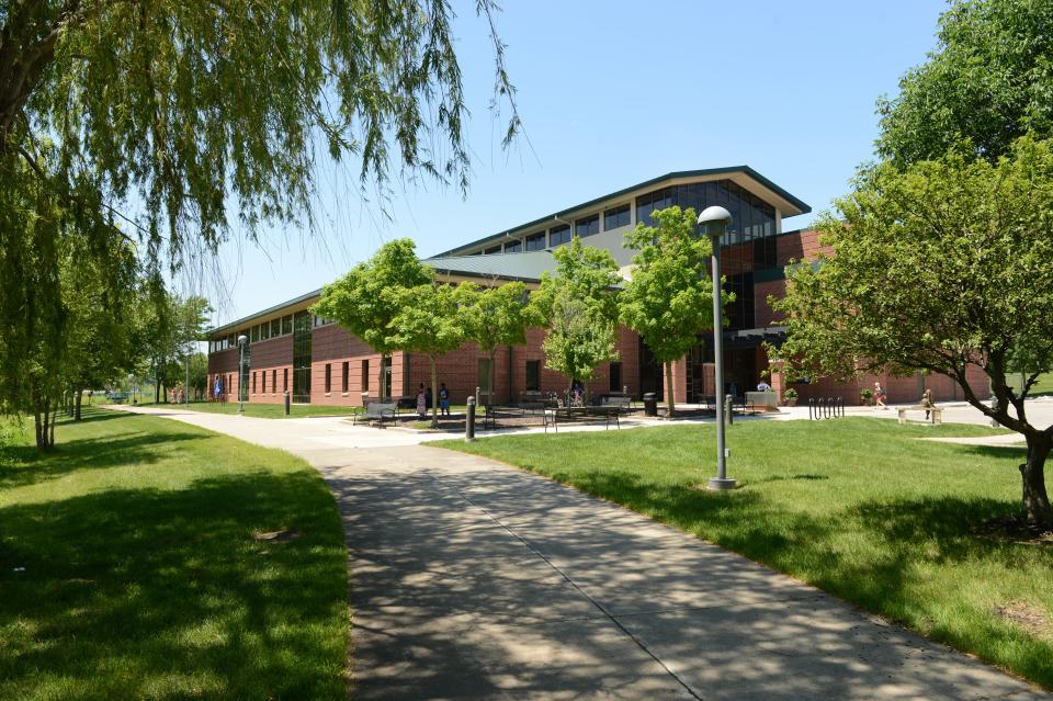 West Des Moines Library