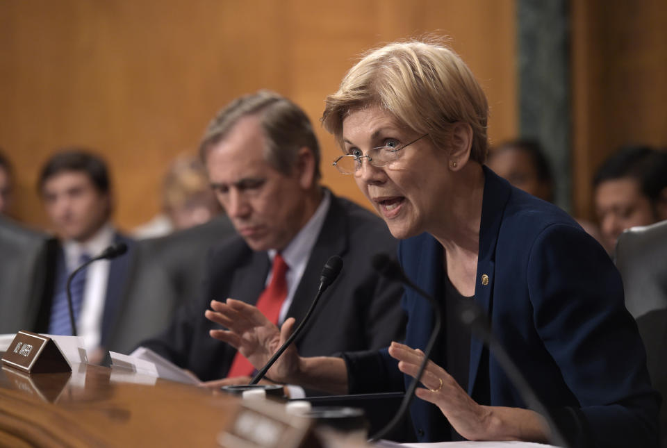 Sen. Elizabeth Warren (D-Mass.), long a foe of Wall Street, is nonetheless acceptable to centrist think tank Third Way. Sanders is proud of Third Way's hatred for him. (Photo: Susan Walsh/ASSOCIATED PRESS)