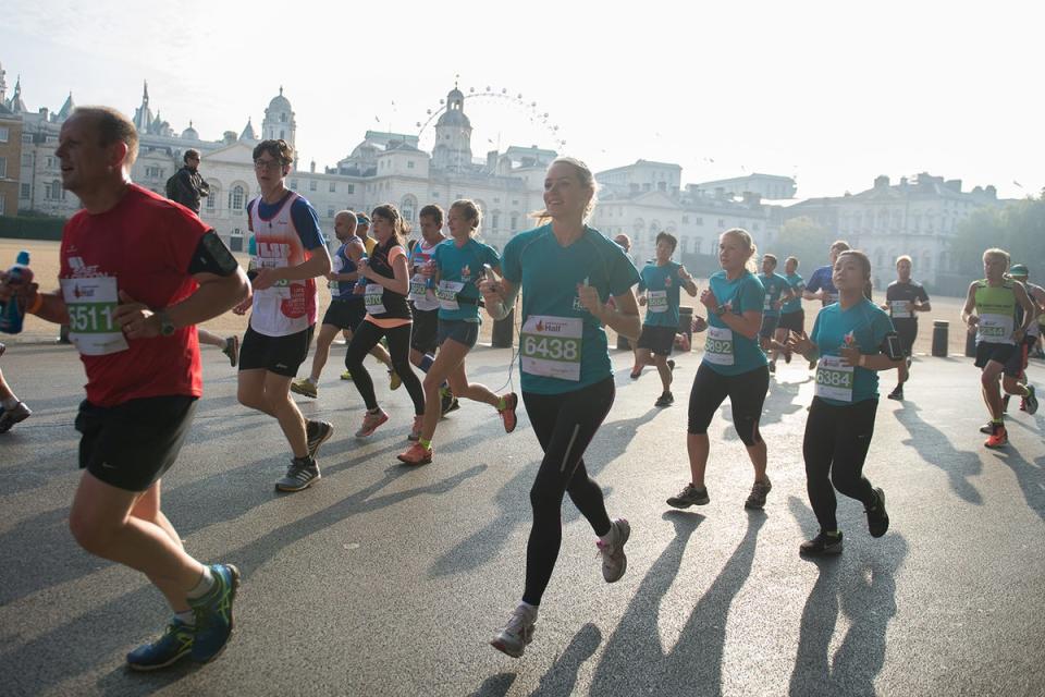 Marathon effort: Runners pass Horse Guards Parade (Royal Parks Foundation Half Marathon/rbcreate)