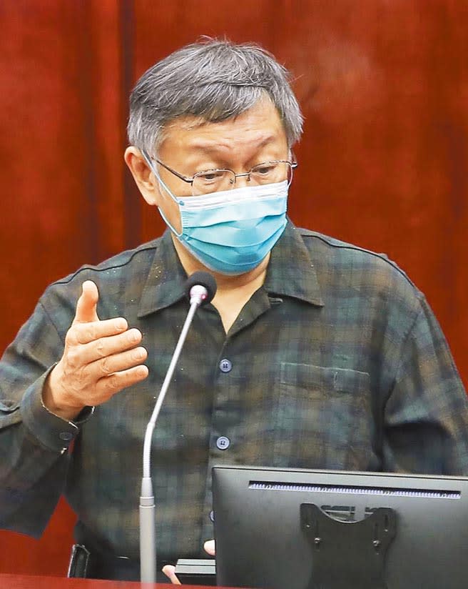 台北市長柯文哲8日出席市議會總質詢，表示疫苗要「即到即打」，儘速上線。（趙雙傑攝）