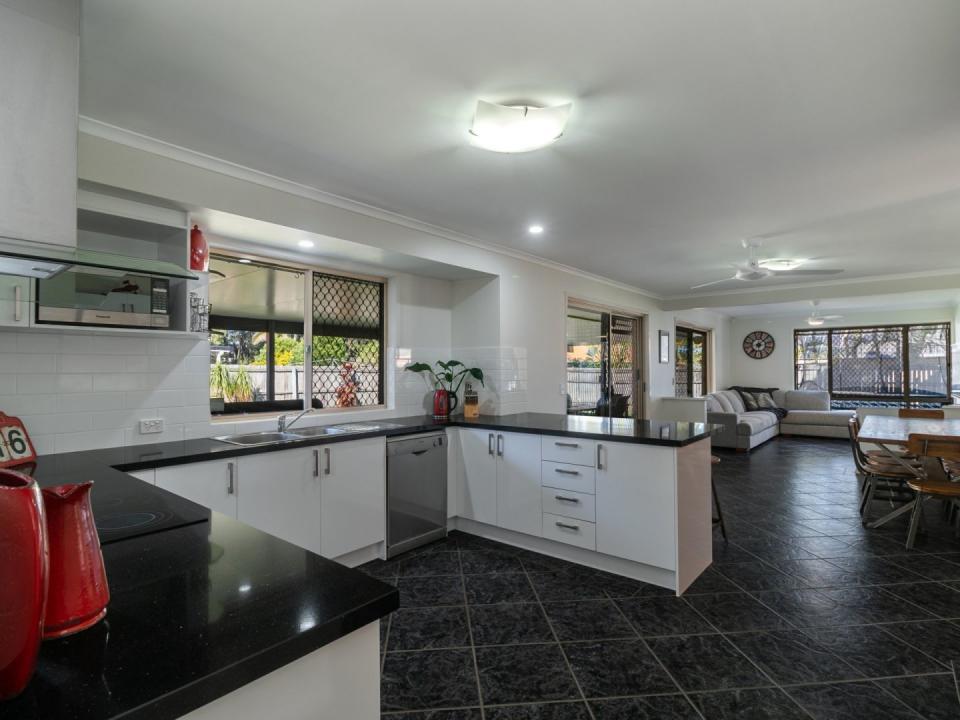 111 Kameruka Street, Calamvale QLD 4116. Source: Domain