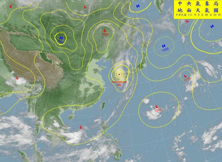 地面天氣圖。（圖／氣象局）