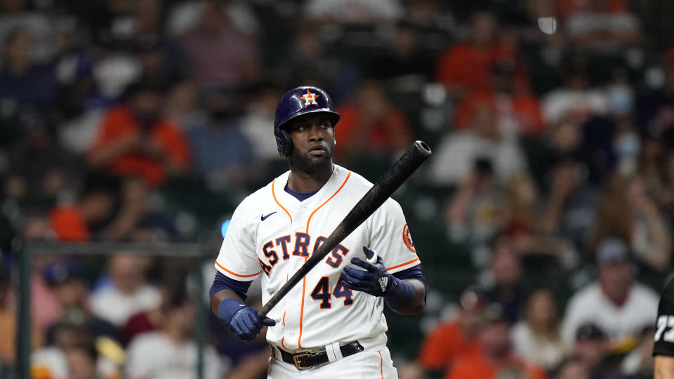 There's reason to worry about using an early fantasy pick on Yordan Álvarez. (AP Photo/David J. Phillip)