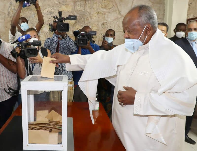 FILE PHOTO: Djibouti's President Ismael Omar Guelleh casts his ballot during the presidential elections at the Ras-Dika district polling centre in Djibouti