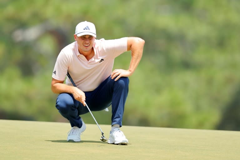 US Open 36-hole leader Ludvig Aberg of <a class="link " href="https://sports.yahoo.com/soccer/teams/sweden-women/" data-i13n="sec:content-canvas;subsec:anchor_text;elm:context_link" data-ylk="slk:Sweden;sec:content-canvas;subsec:anchor_text;elm:context_link;itc:0">Sweden</a> eyes a putt on the difficult greens of Pinehurst (Alex Slitz)