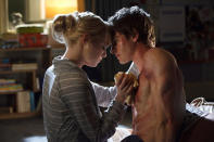 <p>He may be covered in a bodysuit for half the movie, but even Garfield has to strip off to treat his many wounds in 'The Amazing Spider-Man'.</p>