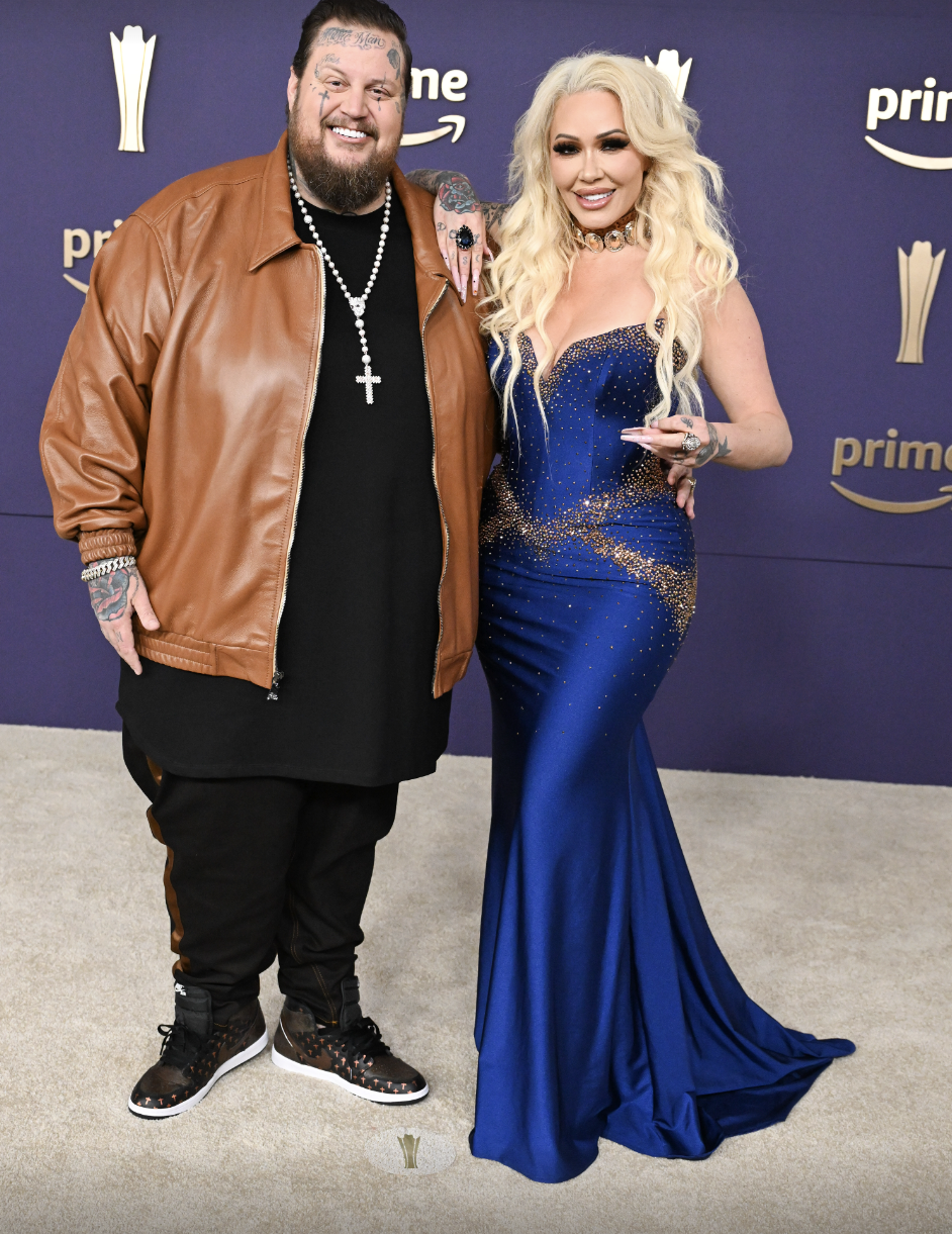 Jelly Roll seen at the 2024 ACM Awards wearing custom Air Jordan 1s