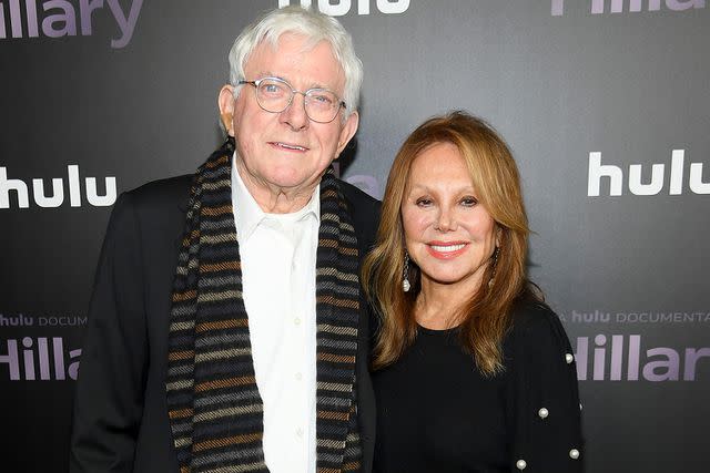 <p>Dimitrios Kambouris/Getty Images</p> Phil Donahue and Marlo Thomas in March 2020