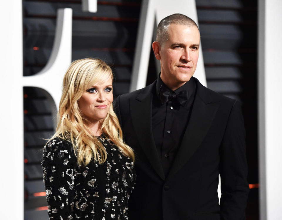 Reese Witherspoon Jim Toth attend the 2017 Vanity Fair Oscar Party on February 26, 2017 in Beverly Hills, California.   (John Shearer / Getty Images)