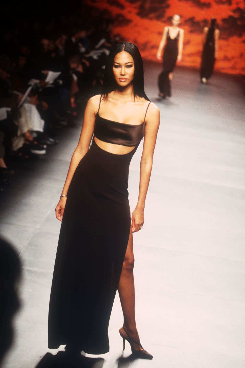 <p>In her early teen years, Karl Lagerfeld <a href="https://www.yahoo.com/lifestyle/kimora-lee-simmons-positioning-baby-110000558.html" data-ylk="slk:awarded;elm:context_link;itc:0;sec:content-canvas;outcm:mb_qualified_link;_E:mb_qualified_link;ct:story;" class="link  yahoo-link">awarded</a> Simmons with a modeling contract for the luxury fashion house Chanel. Her modeling career quickly gained speed after that. </p>