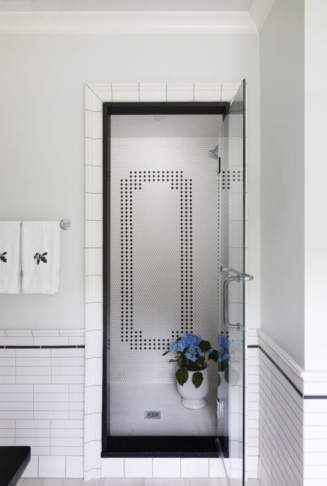 These Walk-In Shower Ideas Will Help You Find Your Zen