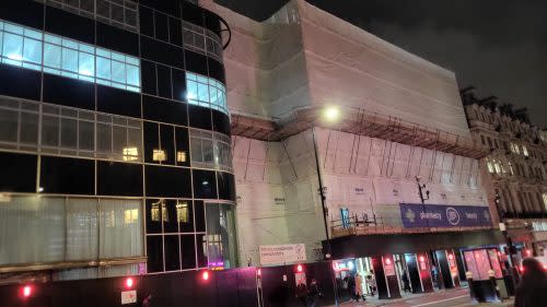 Da Liu revived and rebuilt the original Daily Express Building (left) and River Court (right), and the project is already underway.