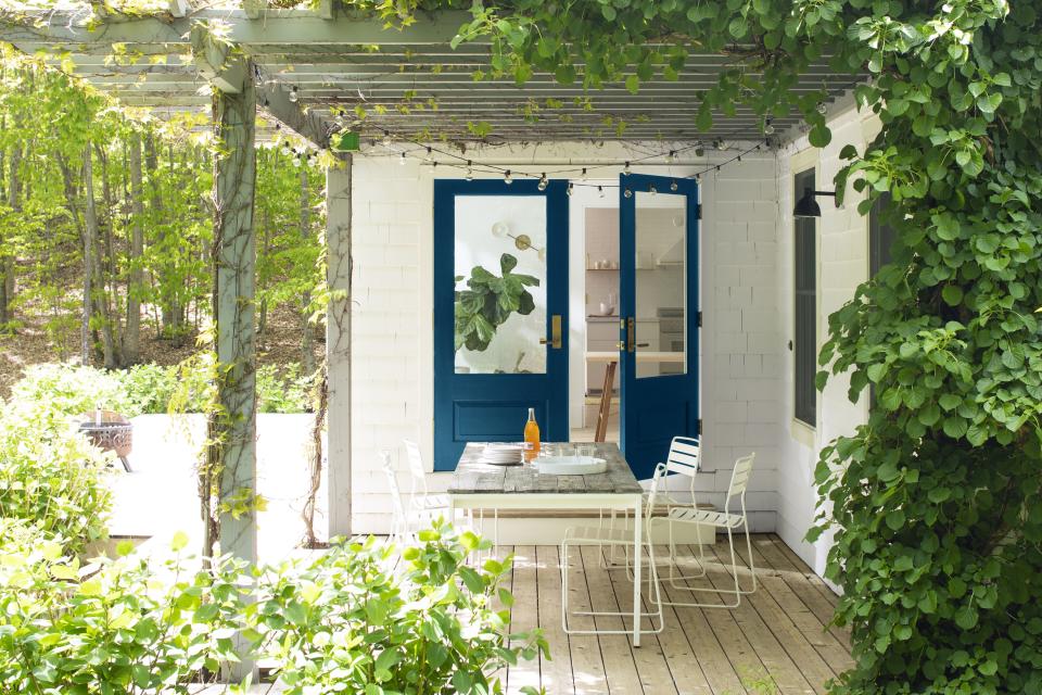 24. Nod to rustic pergola vibes