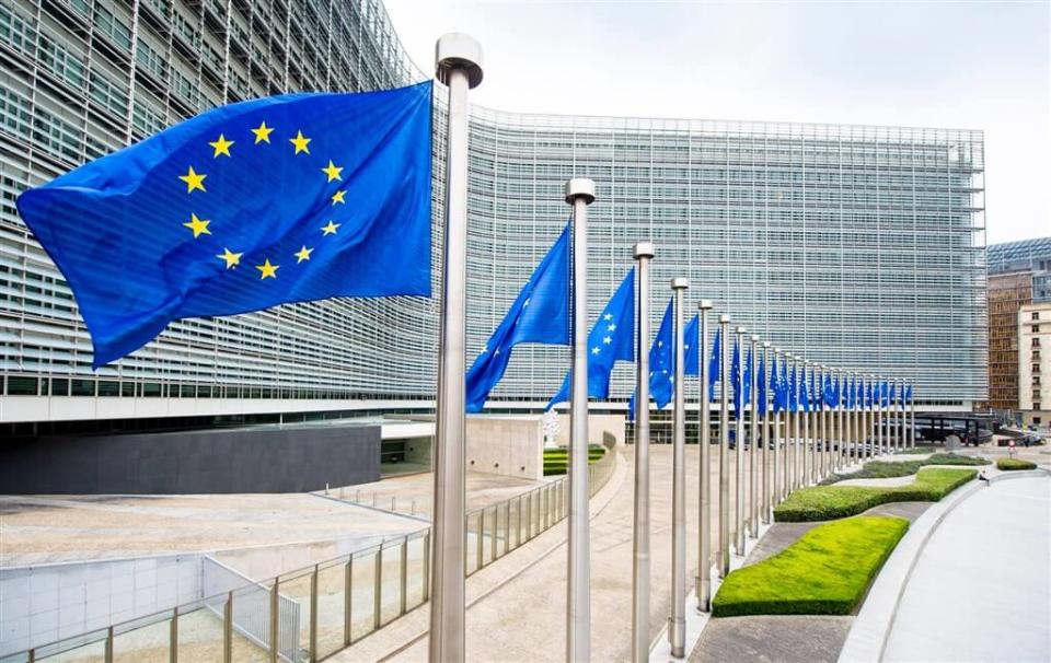 歐盟 ( EU ) 8 日對《人工智慧法》( A.I. Act ) 達成初步政治協議，同意對生成式AI工具等技術進行一系列管控。   圖：取自facebook.com/EuropeanCommissio