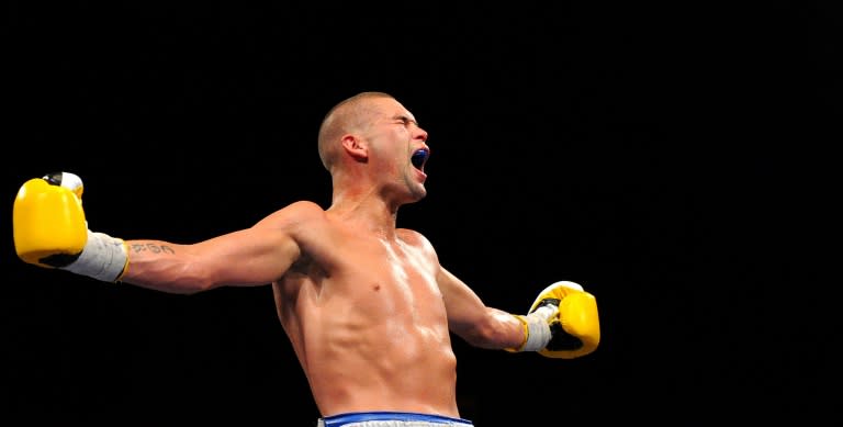 Britain's Tony Bellew retained his World Boxing Council cruiserweight title with a third-round stoppage of BJ Flores at the Echo Arena in Liverpool