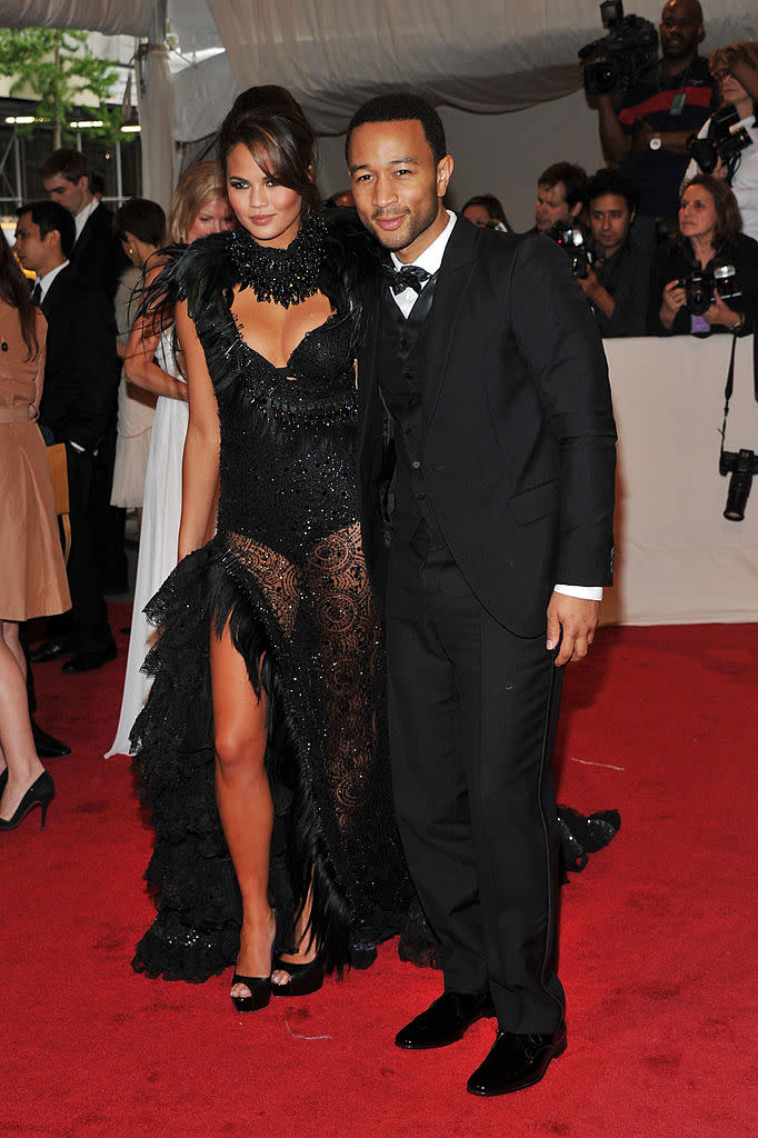 2011年5月2日，Christine Teigen 與 John Legend 參加2011 Met Gala。