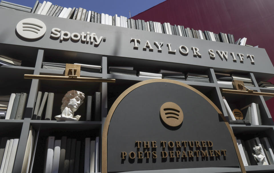 General atmosphere of Spotify's Taylor Swift pop-up at The Grove for her new album 