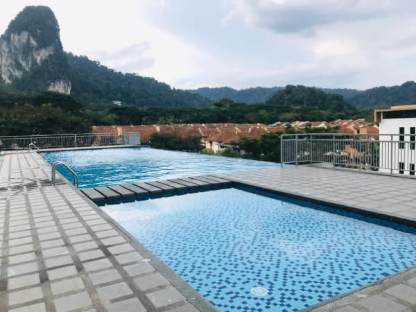 kl condo, kuala lumpur condo, infinity pool, sky pool, infinity swimming pool, infinity pool malaysia, what is infinity pool, infinity pool condo