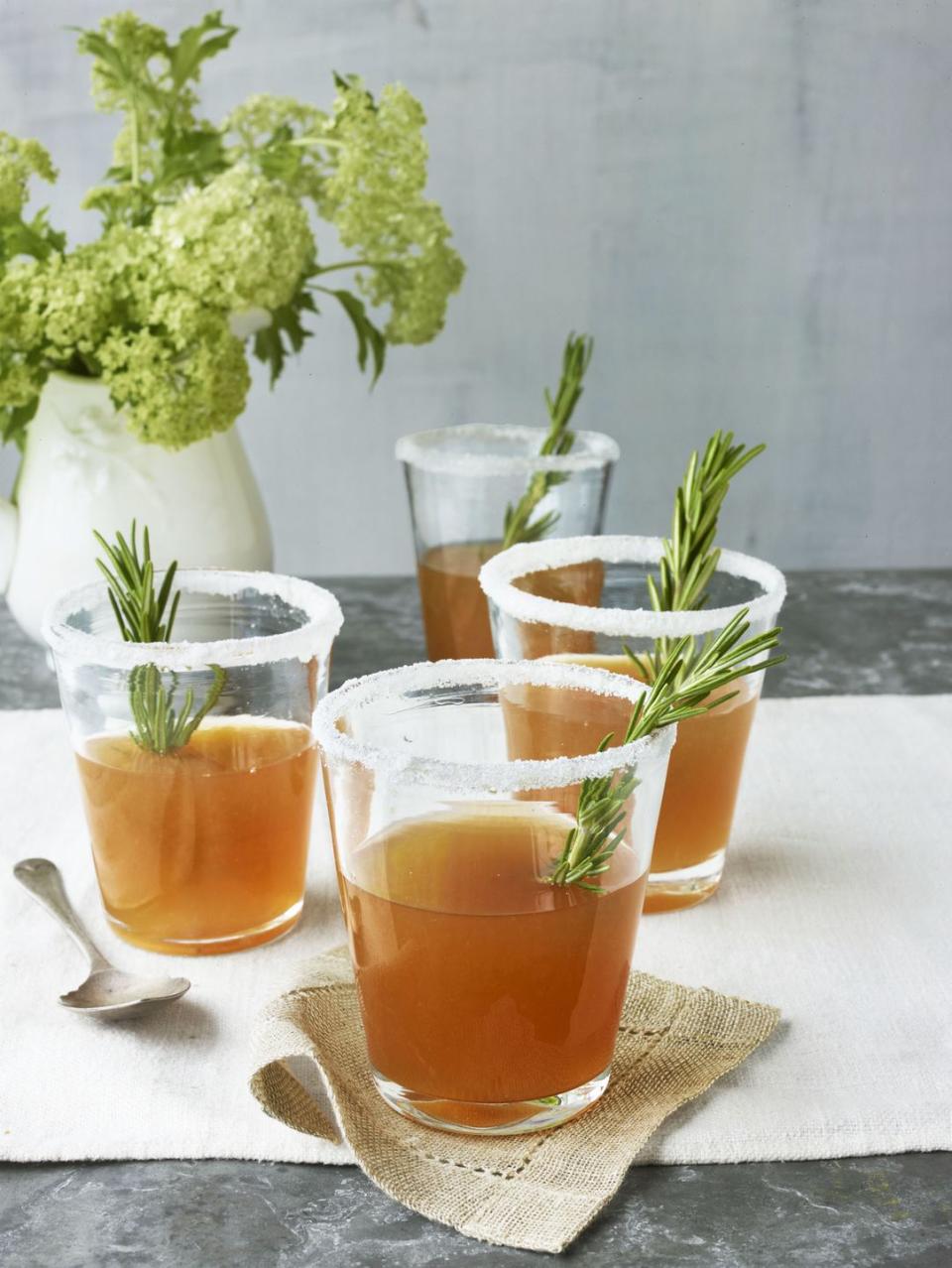 14) Rosemary-Infused Honey Sidecars