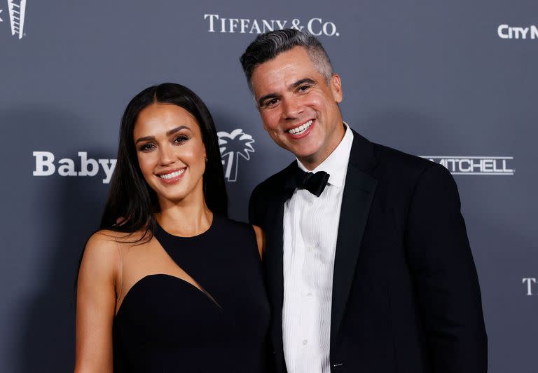 Jessica Alba y Cash Warren, en el evento que celebró el décimo aniversario de la organización benéfica Baby2Baby 