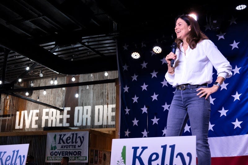 Kelly Ayotte, a Republican candidate for governor, speaking to supporters